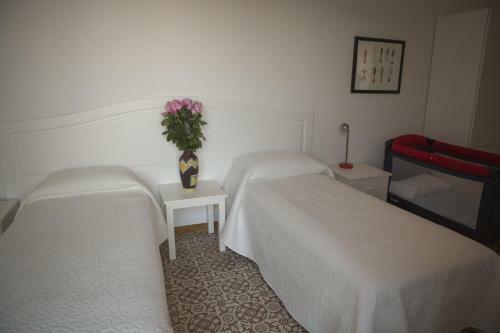 Hostal Casa Mansi B&B