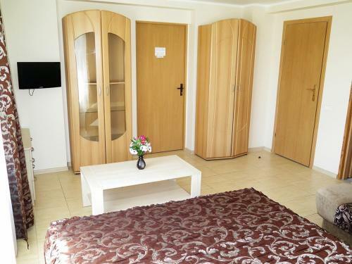 Hostal Justinos Vila