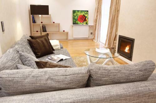 The Queen Luxury Apartments - Villa Cortina