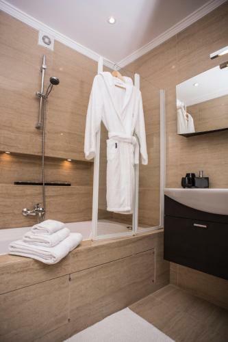 The Queen Luxury Apartments - Villa Carlotta