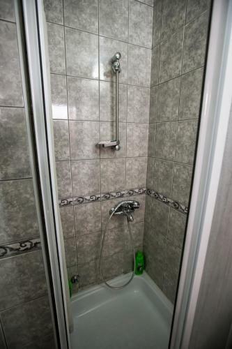 Apartment Tilevi