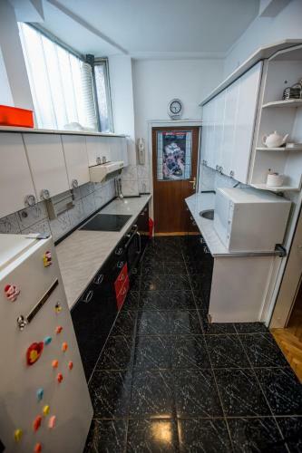 Apartment Tilevi