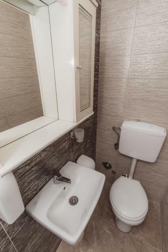 Villa Jadran Apartments