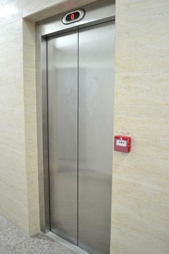 Crystal Apartment 2