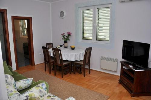 Apartment Bayer