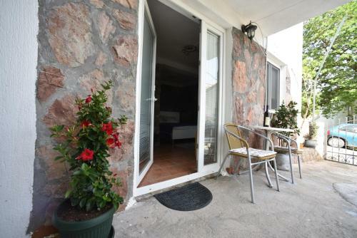 Jovana Apartment