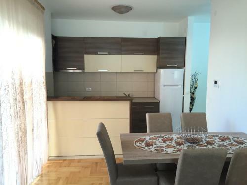 Apartment M