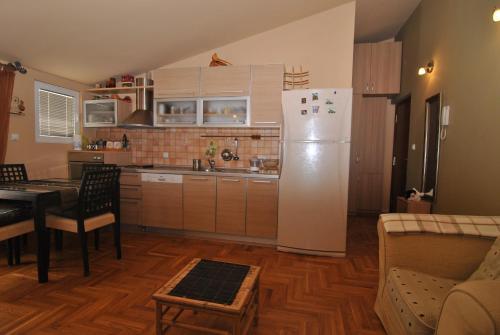 Rossa Apartments