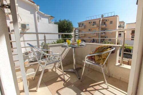 Adzic Apartments