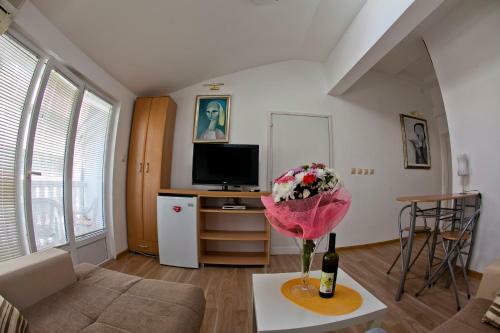 Apartments Bonus