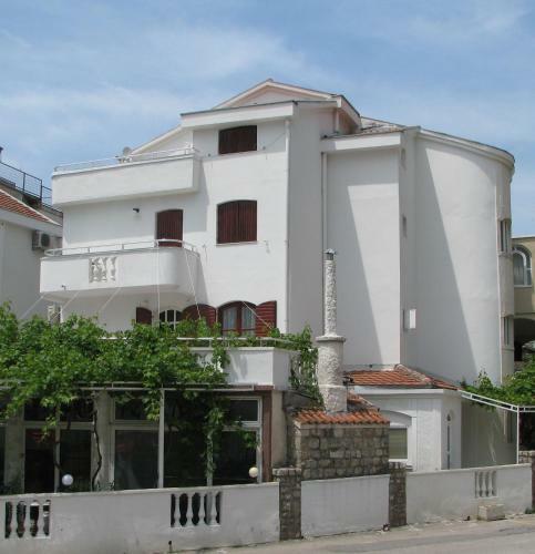 Apartments Bonus