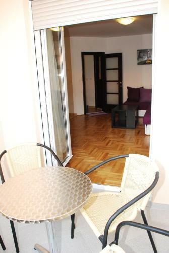 Azzuro Lux Apartments