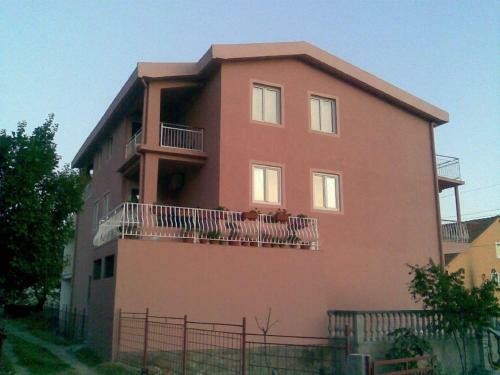 Apartmani Maki