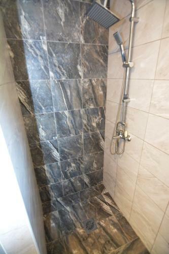 Hostal Holiday Home Cattaro