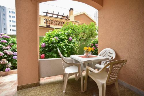 Hostal Mg Apartment