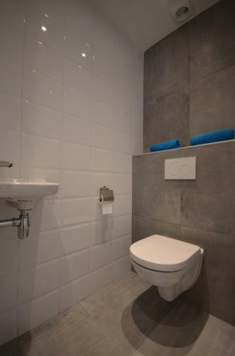 Apartamento Anne's Huisje With Private Parking