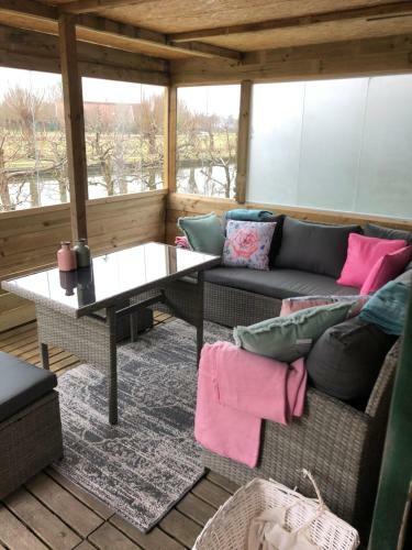 Bed & Breakfast Pipowagen/chalet de Oude Rijn