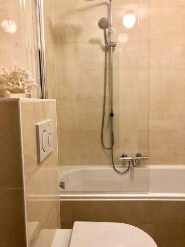Hostal D�cor Canal House