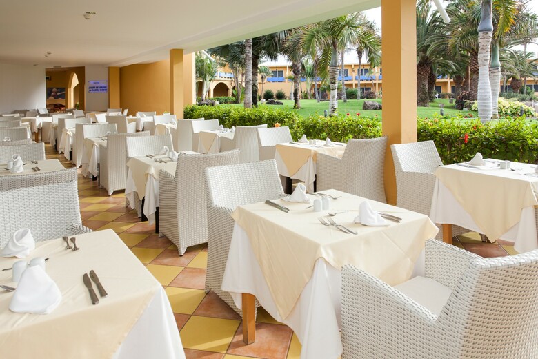 Club Hotel Drago Park By Livvo