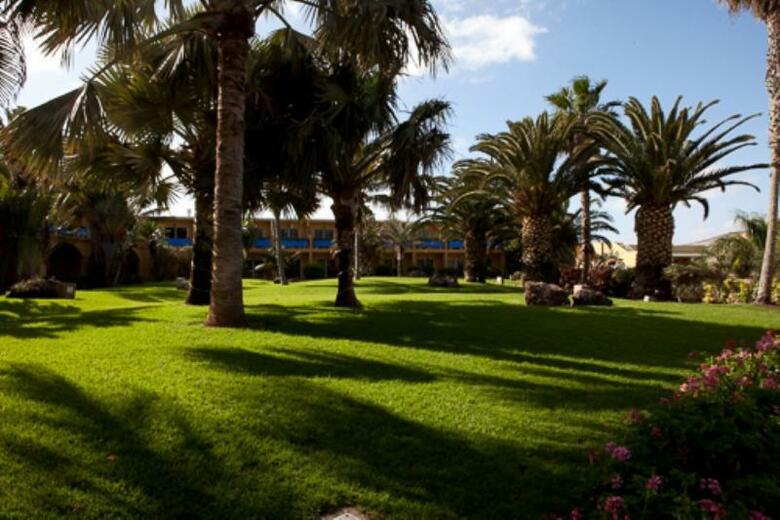 Club Hotel Drago Park By Livvo
