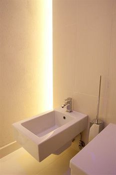 Hotel Face To Face House - Guest House