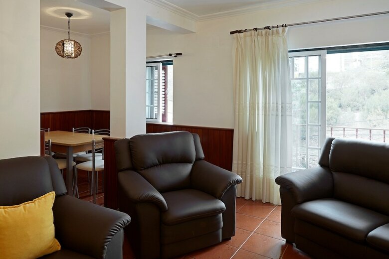 Hostal Abrigo Da Montanha - Alojamento Familiar
