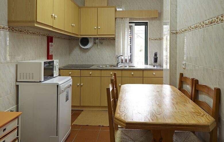 Hostal Abrigo Da Montanha - Alojamento Familiar