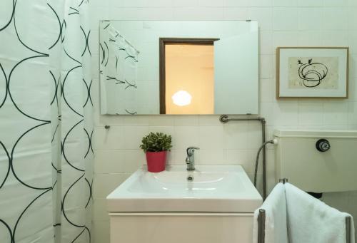Bmyguest - Santa Catarina Downtown Apartment