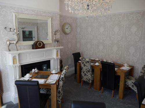 Hostal Haversham House - Adults Only