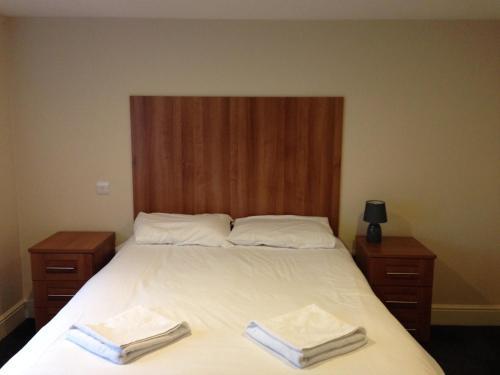 Hostal Contractors Guest House