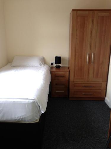 Hostal Contractors Guest House
