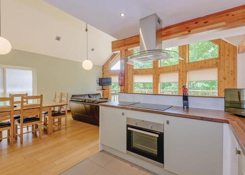Penvale Lake Lodges
