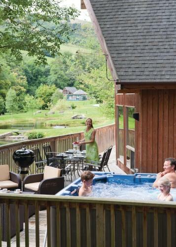 Penvale Lake Lodges