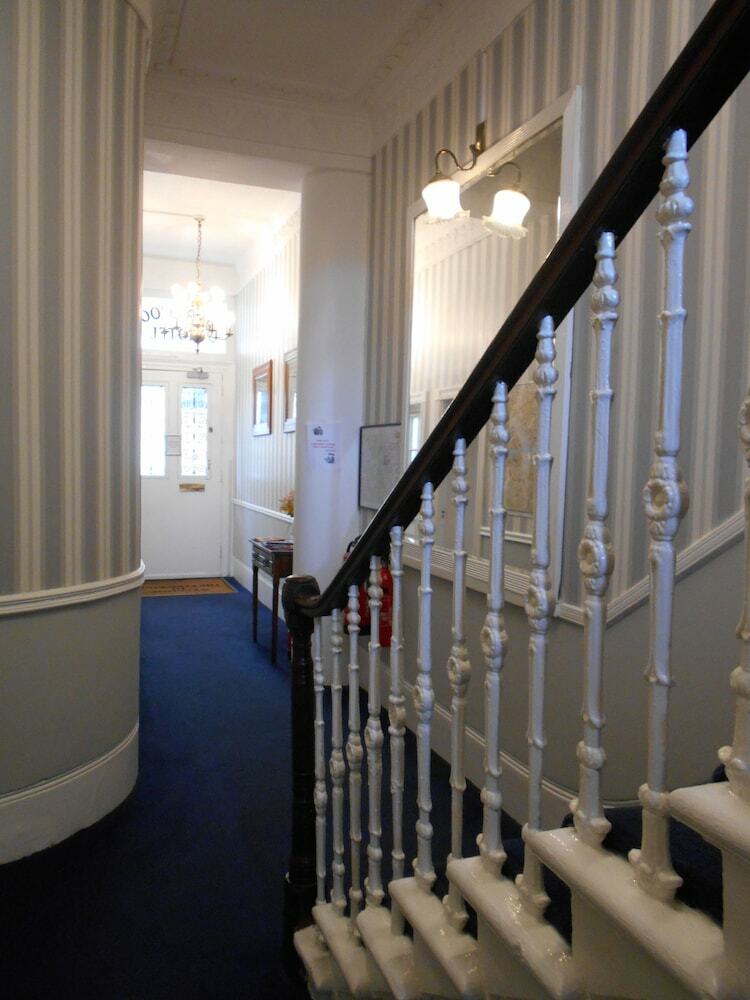 Parkwood Hotel