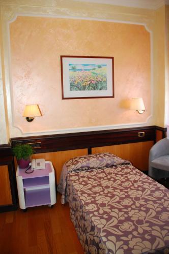 Hotel Benny