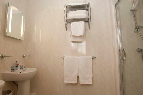 Hostal The Valentine (adult Couples Only)
