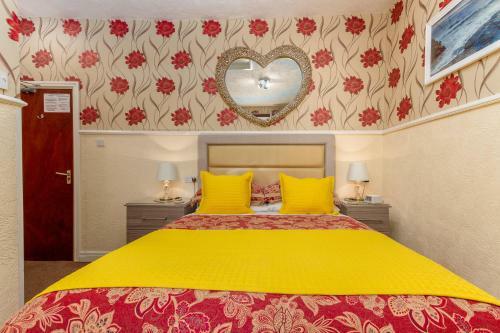 Hostal The Valentine (adult Couples Only)