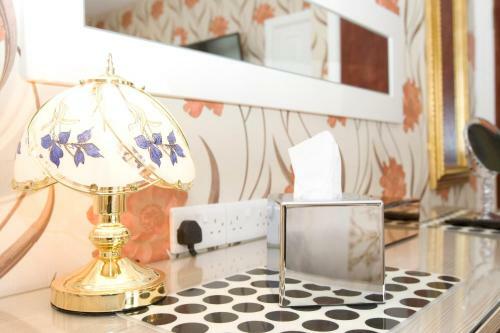 Hostal The Valentine (adult Couples Only)