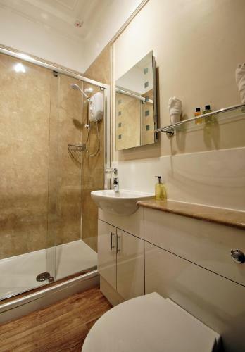 Hostal Bronte Guest House