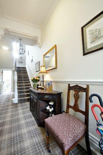Hostal Bronte Guest House