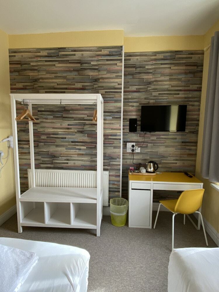 Hostal Anchorage Guest House