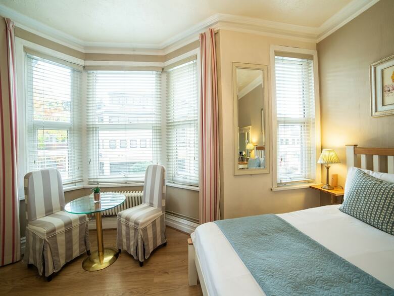 Hostal Lina Guest House