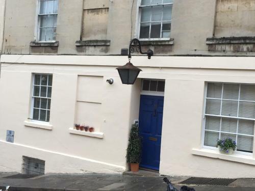 Georgian City Apartment @ Thomas Street