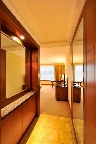 Regent Warsaw Hotel