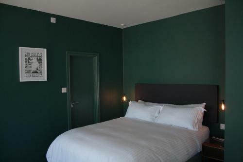 Bed & Breakfast The Blue Door