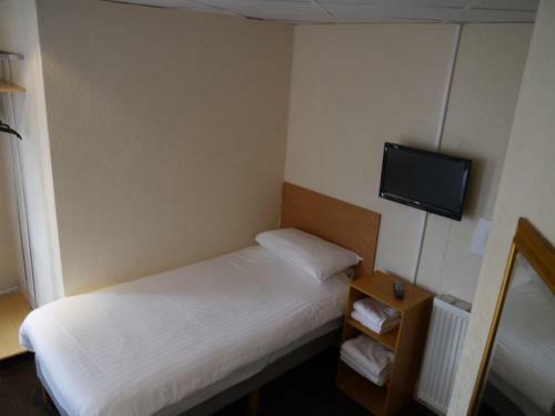 The Colwyn Hotel - Near Pleasure Beach