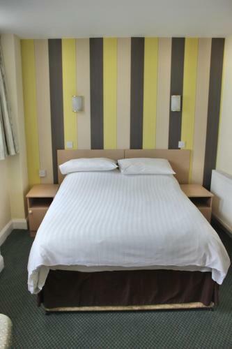 The Colwyn Hotel - Near Pleasure Beach