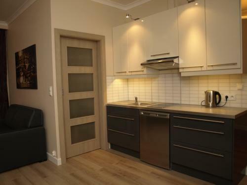 Grand-tourist Center Point Apartments