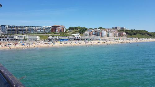 Hostal Boscombe Reef Hotel