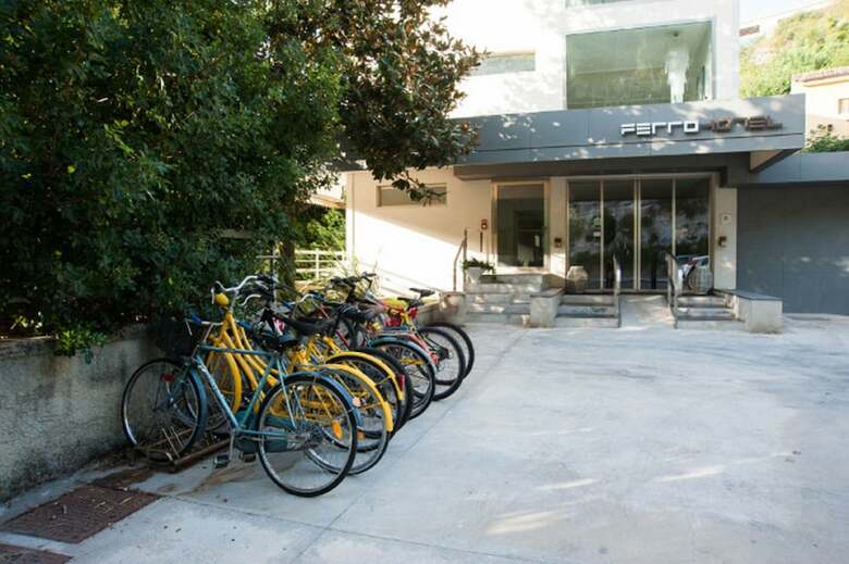 Ferrohotel